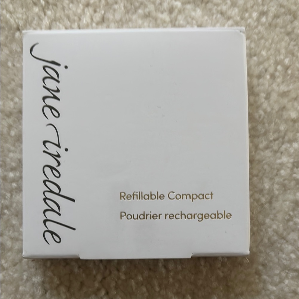 Jane Iredale Refillable Compact